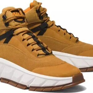 Timberland Men's Brown and Black High-Top Boots